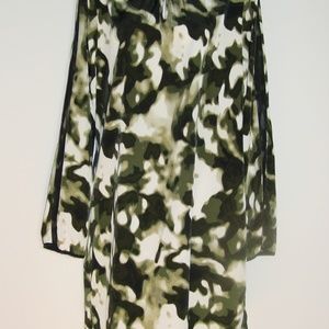 SIMPLY VERA VERA WANG LARGE SHIFT CAREER DRESS